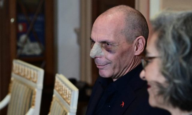 Ξυλοδαρμός Βαρουφάκη: Δεν αναγνώρισε κανέναν από τους δύο συλληφθέντες