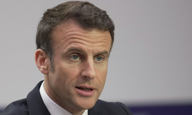 Αντιμέτωπος με δυο προτάσεις μομφής ο Μακρόν - Ποια η επίμαχη μεταρρύθμιση