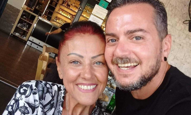 Τέμπη: «Μαμά μου λείπεις» - Συγκινεί ο ηθοποιός που έχασε τη μητέρα του στο δυστύχημα