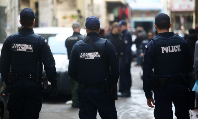 Θεοδωρικάκος: Ενίσχυση της ασφάλειας σε όλη τη χώρα - Ποια μέτρα αποφασίστηκαν για τα γήπεδα