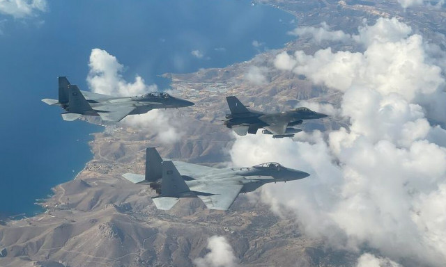 25η Μαρτίου: Δοκιμαστικές πτήσεις μαχητικών σήμερα στην Αττική λόγω της παρέλασης