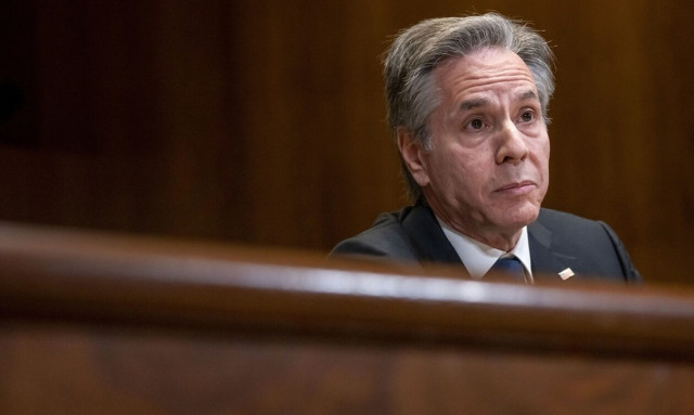 Μπλίνκεν: Καλεί τα μέλη του ΔΠΔ να συμμορφωθούν με το ένταλμα σύλληψης του Πούτιν