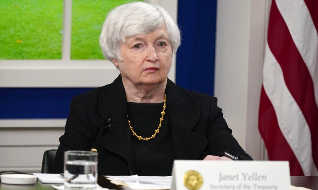 Πτώση στη Wall Street μετά τις επιφυλάξεις της Γέλεν για την προστασία των καταθέσεων