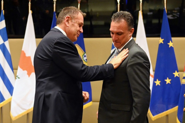 Συνάντηση Παναγιωτόπουλου με τον Κύπριο ομόλογό του: Ενισχύεται η αμυντική συνεργασία