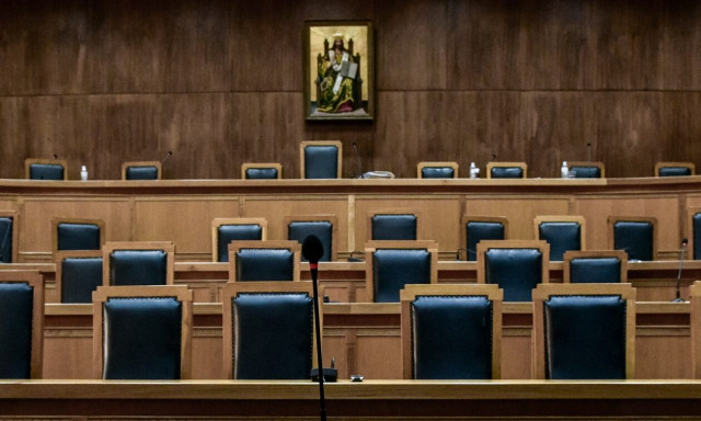 Τρίκαλα: «Τσακωθήκαμε και την έσφαξα» - Στο εφετείο για τη δολοφονία της συζύγου του 57χρονος