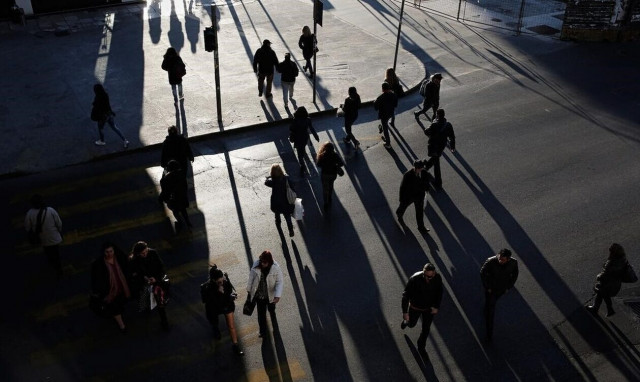 Στα 47-50 έτη ο μέσος όρος ηλικίας των Ελλήνων το 2050