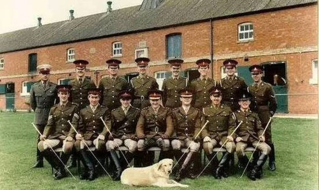 Σάλος στο Μπάκιγχαμ: Ένοχος για τρεις βιασμούς πρώην ιππέας της βασιλικής φρουράς