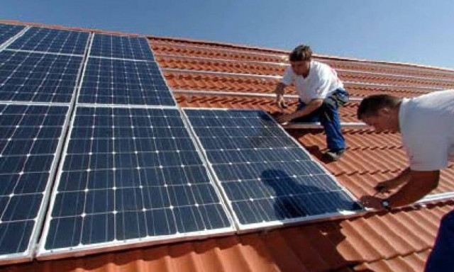 Φωτοβολταϊκά στη στέγη: Σε πόσα χρόνια γίνεται η απόσβεση