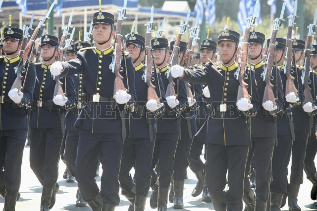 Συγχαρητήρια από τον Αρχηγό ΓΕΕΘΑ για τη σημερινή στρατιωτική παρέλαση
