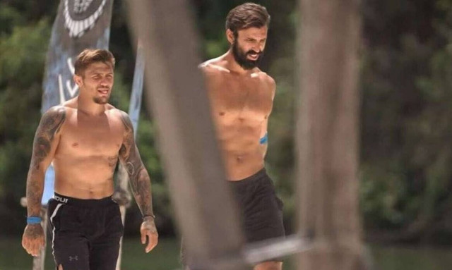 Survivor All Star: Χάος στους Μπλε - Το μεγάλο πρόβλημα που πρέπει να λύσει τώρα ο Ατζουν