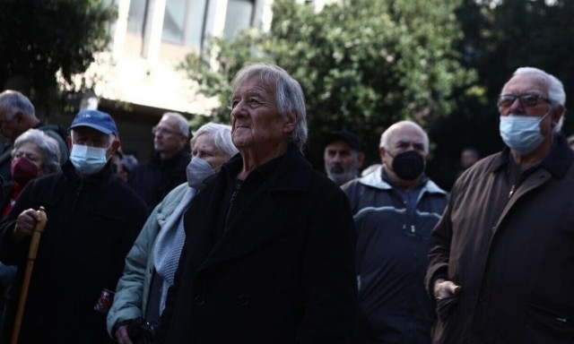 Στις 31 Μαρτίου η ενίσχυση 200-300 στους συνταξιούχους - Αναλυτικά όλες οι πληρωμές