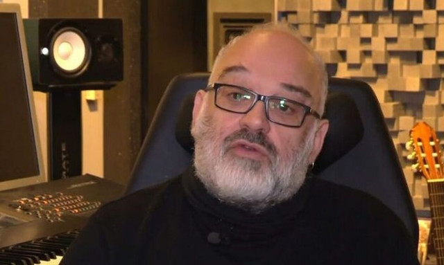 Γιώργος Μουκίδης: «Ο Θεοφάνους ξεφτίλισε το κομμάτι της Θεοδωρίδου, πρέπει να πήρε σοβαρά χρήματα»