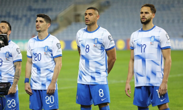 Η «απάντηση» της ΕΠΟ για τη νέα φανέλα: «Παραπέμπει στην επέτειο των 200 χρόνων από το 1821»