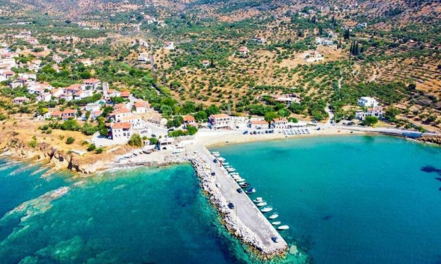 Όλη η μαγεία της Μάνης στον μοναδικό Κότρωνα