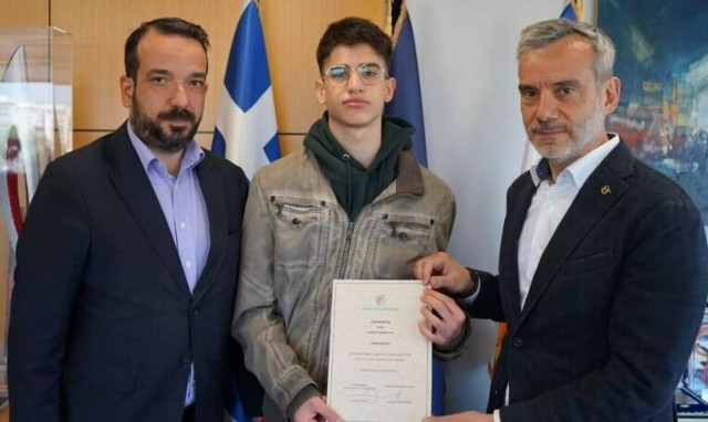 Τέμπη, Άγγελος