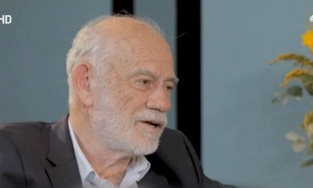 Γιώργος Λιάνης: «Η Αλίκη Βουγιουκλάκη άνοιξε τη ρόμπα μου έδειξε το στήθος της»