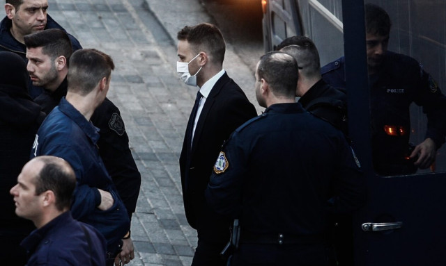 Γλυκά Νερά: Διακόπηκε η δίκη του Μπάμπη Αναγνωστόπουλου για τις 24 Απριλίου