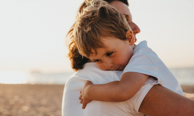 Πόσες αγκαλιές χρειαζόμαστε καθημερινά;