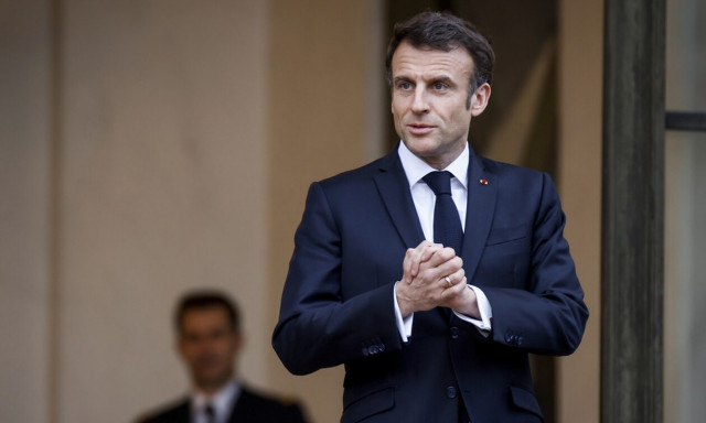 Γαλλία: «Κατρακυλάει» η δημοτικότητα του Μακρόν με φόντο το συνταξιοδοτικό