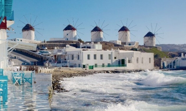 Η Ελλάδα πρώτη σε τουριστικές πωλήσεις της Γαλλίας