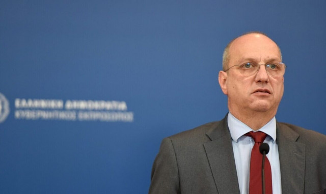 Economou: The first round of elections will be crucial