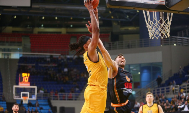 Basket League: Εξ αναβολής «μάχη», Προμηθέας – ΑΕΚ, για τα playoffs – Η ώρα και το κανάλι