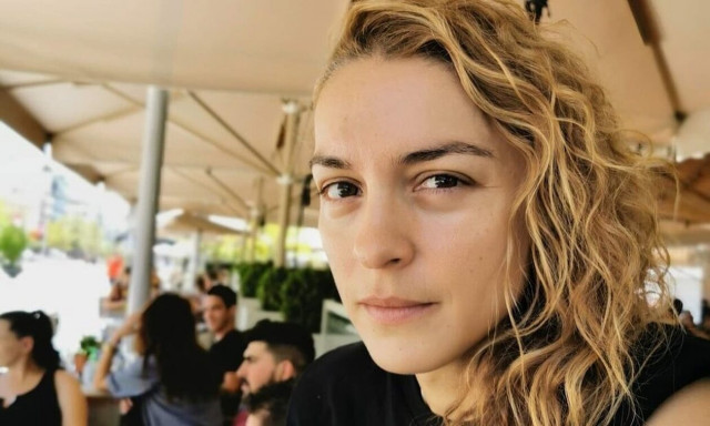 Γιούλικα Σκαφιδά: Ίδια η Μέριλιν Μονρόε - Το νέο λουκ για τις ανάγκες του ρόλου