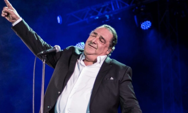 Εκλογές 2023: Ο Βασίλης Καρράς αφήνει τις πίστες και κατεβαίνει υποψήφιος