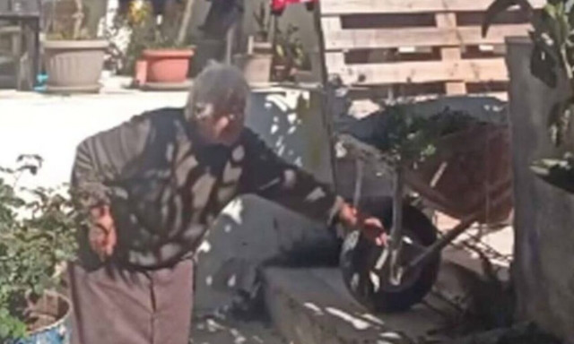 Η γιαγιά από την Κρήτη που ανέβασε… πίεση 100 με τον εγγονό της