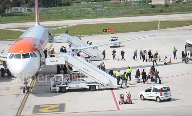 Ζάκυνθος: Με επισκέπτες από την Αγγλία ξεκίνησε η τουριστική περίοδος