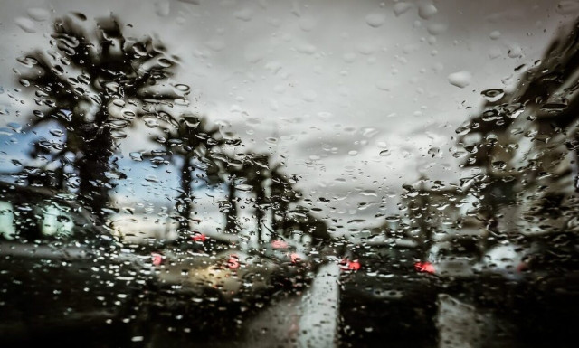 Καιρός: Αλλάζει το σκηνικό από Δευτέρα με καταιγίδες και πτώση της θερμοκρασίας - Τι «βλέπει» η ΕΜΥ