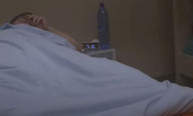 MasterChef: Γυμνοί Πορφύρης και Πωλίνα κάτω από τα σκεπάσματα - «Πού είναι το εσώρουχό μου;»