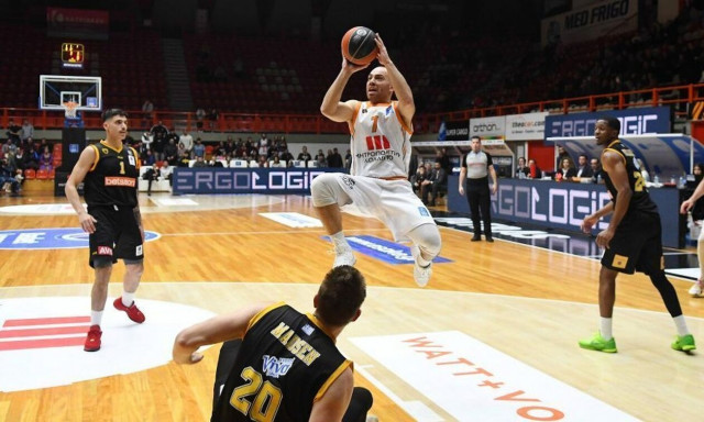 Basket League: Ο Προμηθέας έβαλε «φωτιά» στη μάχη της 4άδας κερδίζοντας την ΑΕΚ - Η βαθμολογία