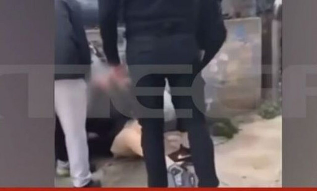 Αττική: Ξυλοκόπησαν άγρια 15χρονο έξω από το σχολείο του - Σοκαριστικό ντοκουμέντο