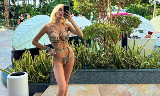 Αλεξάνδρα Παναγιώταρου: «Ανάβει φωτιές» με το αποκαλυπτικό της μπικίνι