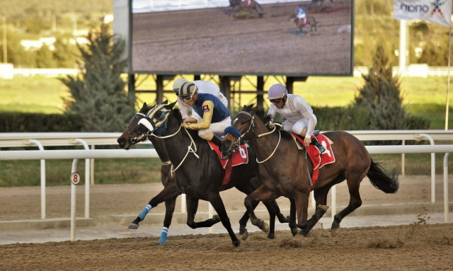Τρία ΣΚΟΡ και 5 δυνατές κούρσες τη Δευτέρα στο Markopoulo Park