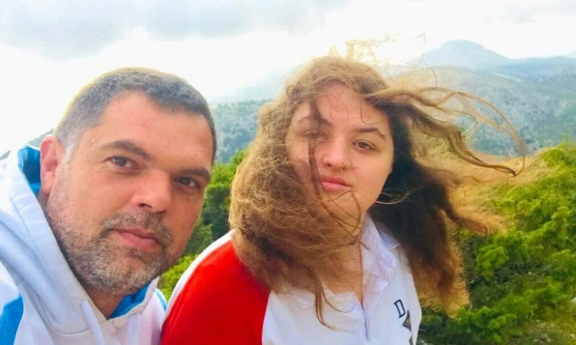 Παγκόσμια Ημέρα Αυτισμού: Μαθήματα ζωής από την κόρη του Δημήτρη Παπανικολάου, Άρια