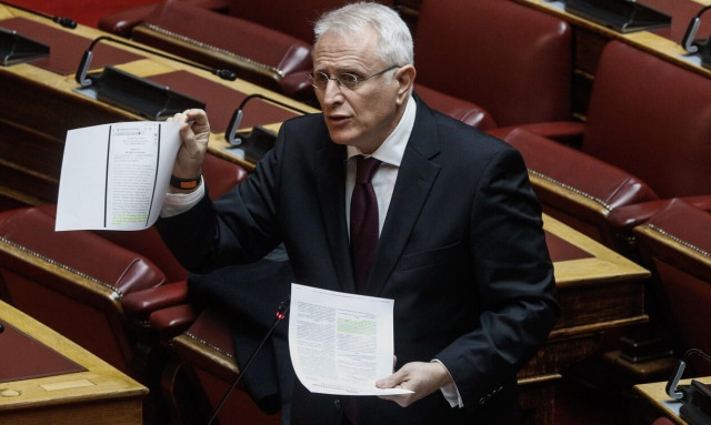 Γιάννης Ραγκούσης: «Τι είχα όταν μπήκα στην πολιτική και τι έχω τώρα»