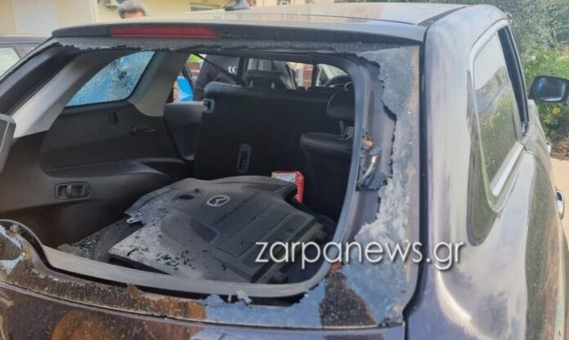 Κρήτη: «Γάζωσαν» το αμάξι δημοτικής συμβούλου στα Χανιά