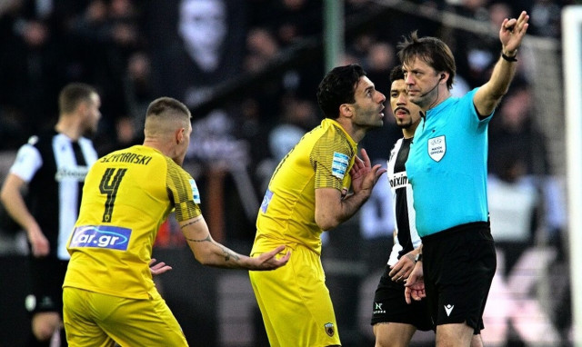 ΠΑΟΚ – ΑΕΚ: «Το διαιτητικό έγκλημα του Κουλμπάκοφ μπορούσε να τινάξει στον αέρα όλο το πρωτάθλημα»