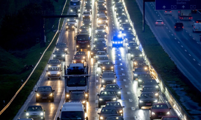 Πότε θα πρέπει να αποσυρθούν τα παλιά αυτοκίνητα από τους δρόμους της Ευρώπης