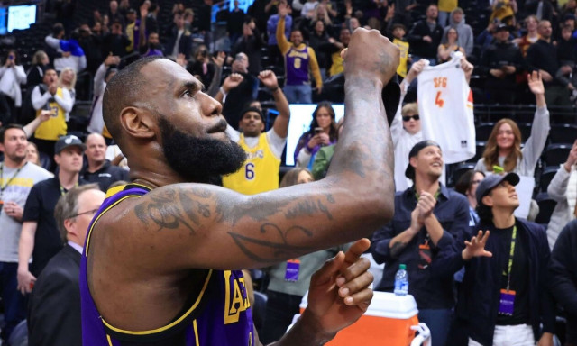 ΝΒΑ: Στα playoffs οι Σανς – Πλησιάζουν Ουόριορς και Λέικερς