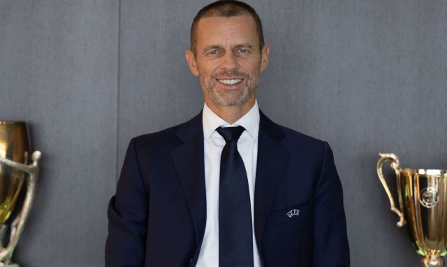 UEFA: Επανεκλογή Τσέφεριν στην προεδρία