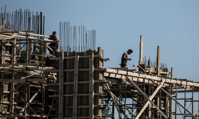 e-ΕΦΚΑ: Πότε καταβάλλεται το αδειοδωρόσημο Πάσχα 2023 σε εργατοτεχνίτες οικοδόμους