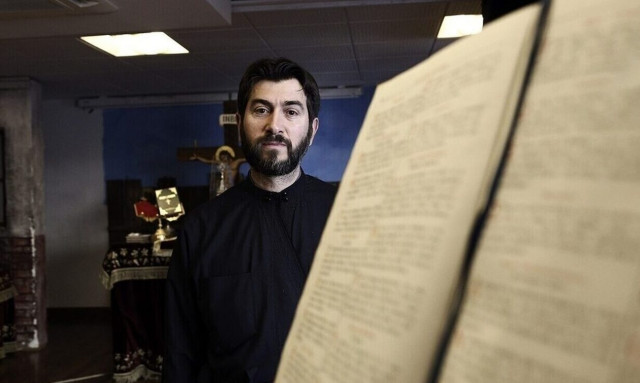 «Κιβωτός του Κόσμου»: Σε ποιον ανήκει το σπίτι που μένει ο πάτερ Αντώνιος στο Κρυονέρι