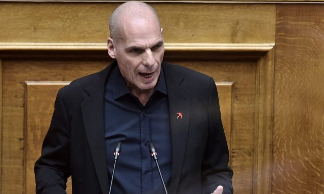 MeRA25 Secretary Varoufakis visits Chania, opposes privatisation of health, water