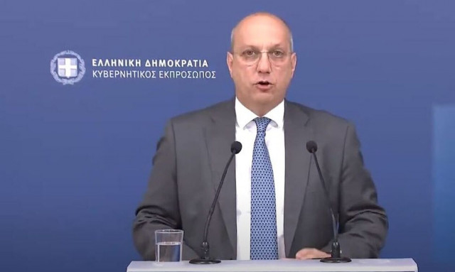 Οικονόμου: Ο Τσίπρας προτείνει ανεδαφικές λύσεις που δεν έχουν καμία σχέση με την πραγματικότητα