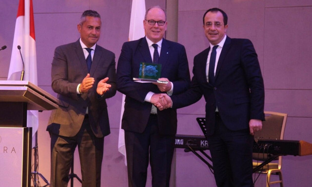 Πρίγκιπας Αλβέρτος: Η Κύπρος βράβευσε τον Μονεγάσκο γαλαζοαίματο για την προστασία του περιβάλλοντος