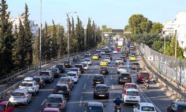 Κίνηση: Μεγάλο μποτιλιάρισμα στον Κηφισό - Πού υπάρχουν δυσκολίες