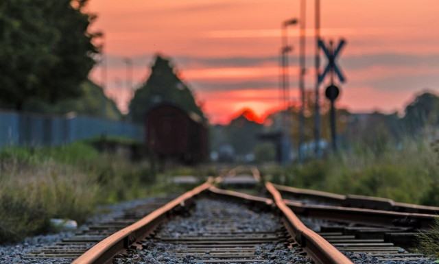 Πώς μπορούν οι διαβάσεις των τρένων να γίνουν ασφαλέστερες;